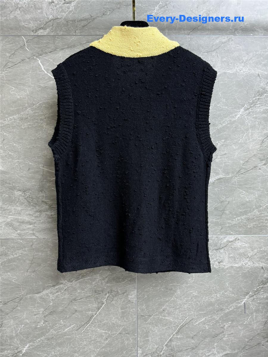 Ch**el v-neck tweed colorblock vest