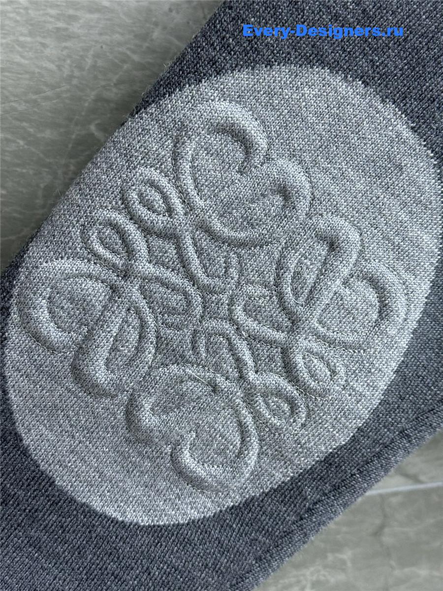 L0ew* grey intarsia patch sweater