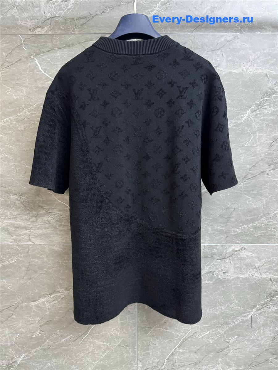 l0vis Vvtt0n black monogram shirt