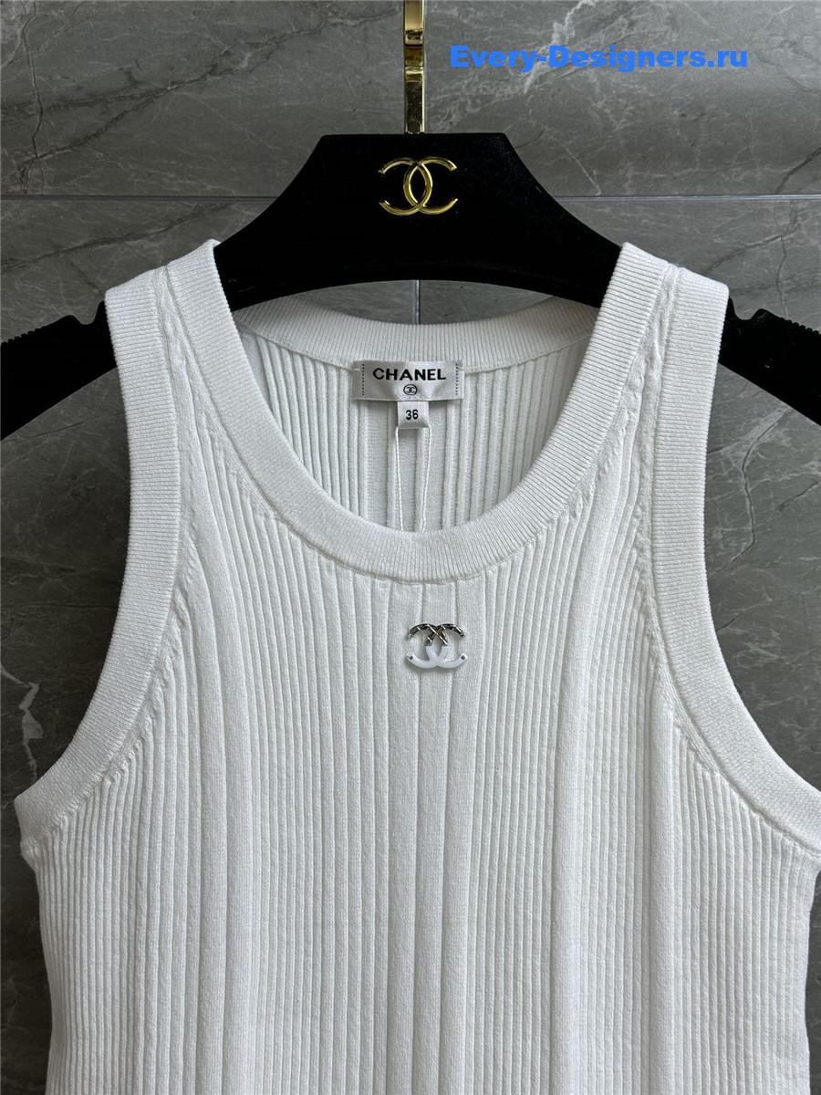 Ch**el white knitted vest