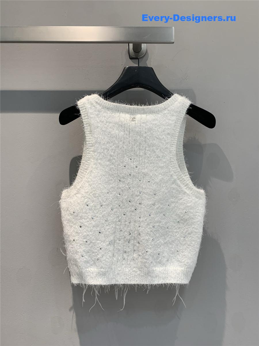 Ch**el white feather cashmere vest