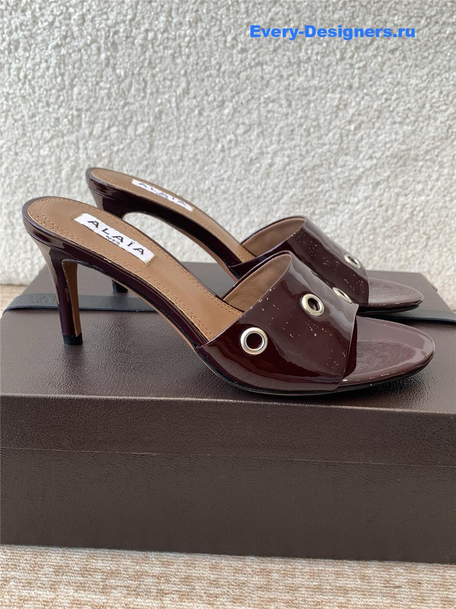 Alaia Oeillets Grommet Patent Leather Sandals Brown