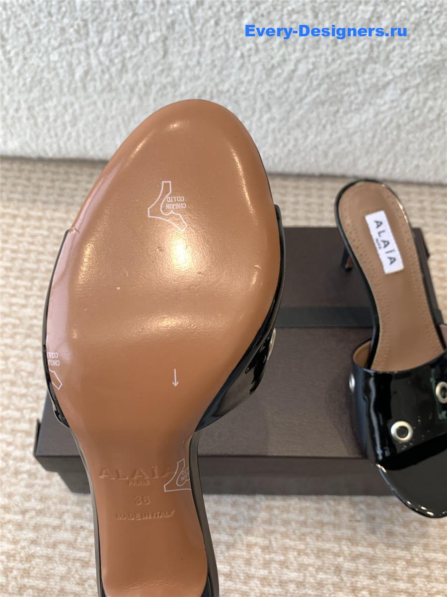 Alaia Oeillets Grommet Patent Leather Sandals Black