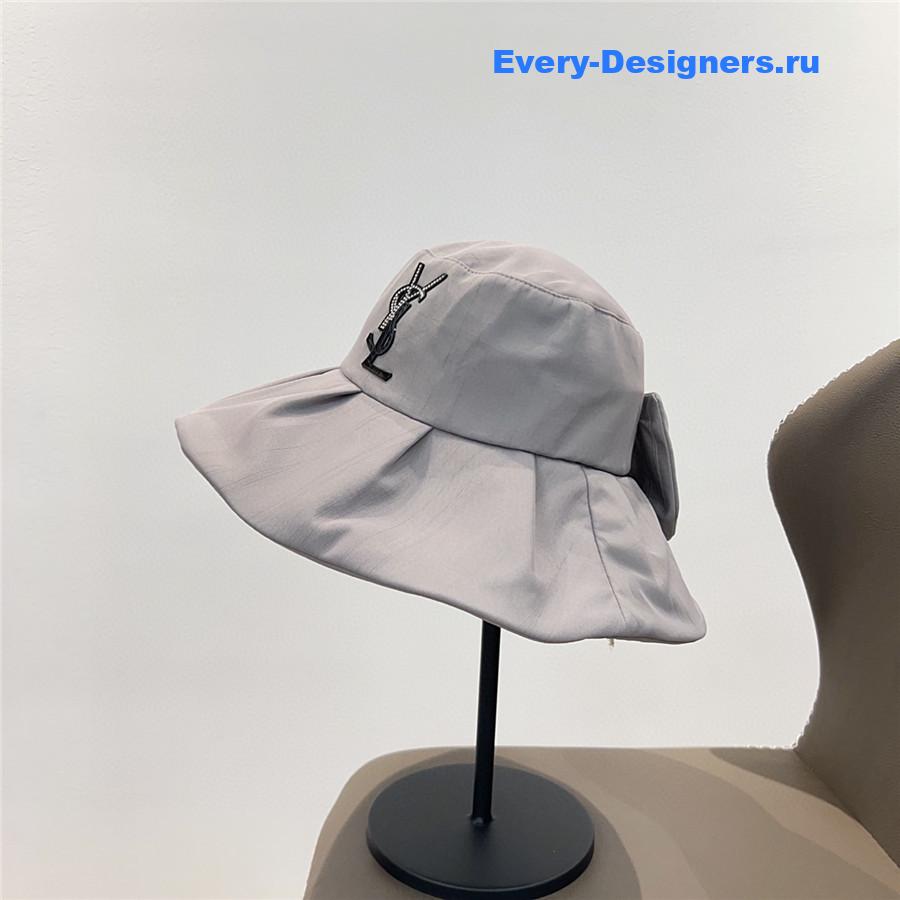 Sa1nt Lau*nt bucket hat for women