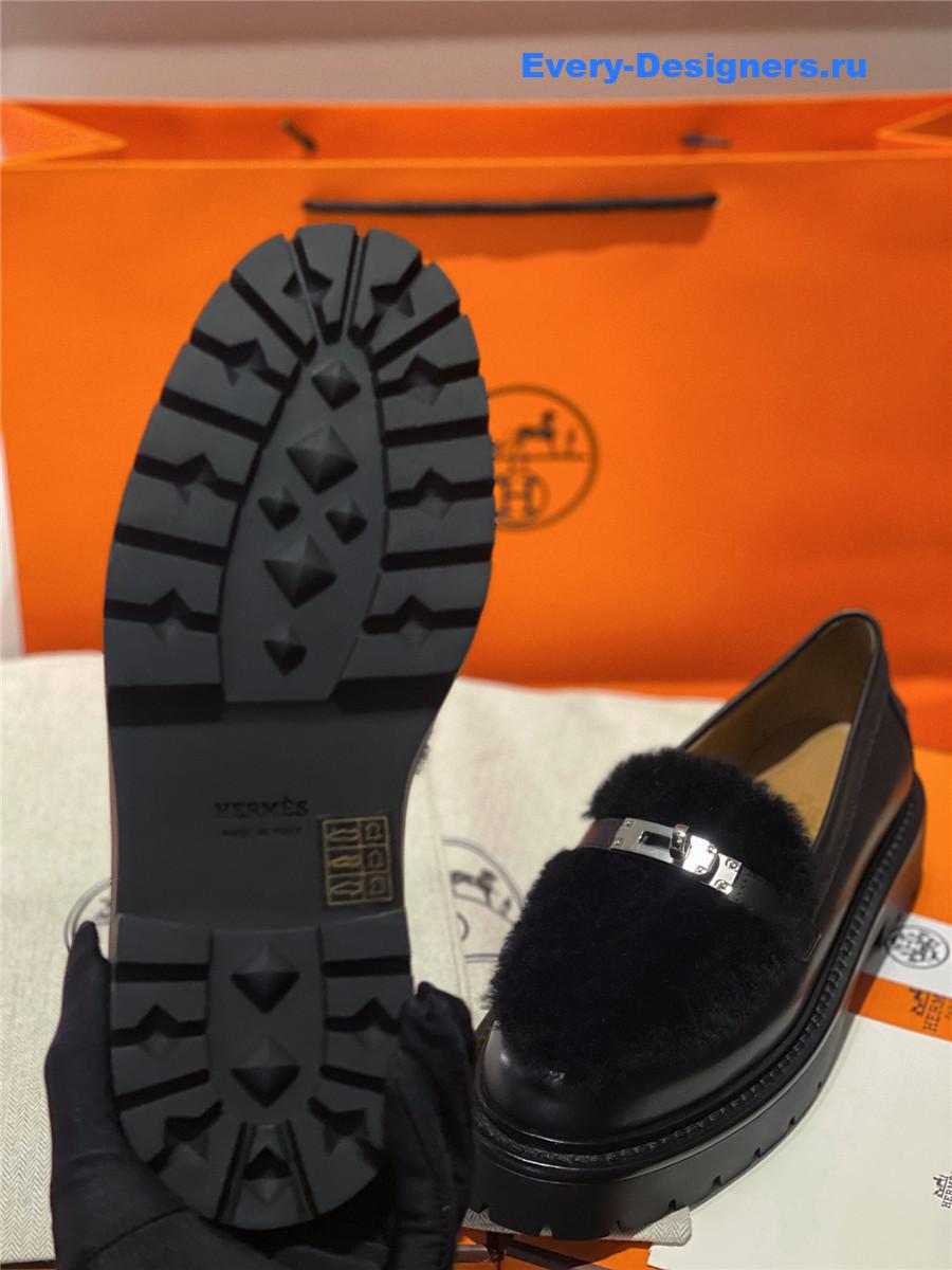 H**me5 black icone loafer women
