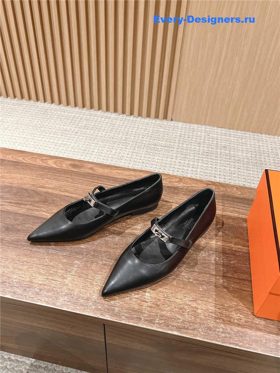 H**me5 black calfskin ballet flats for women