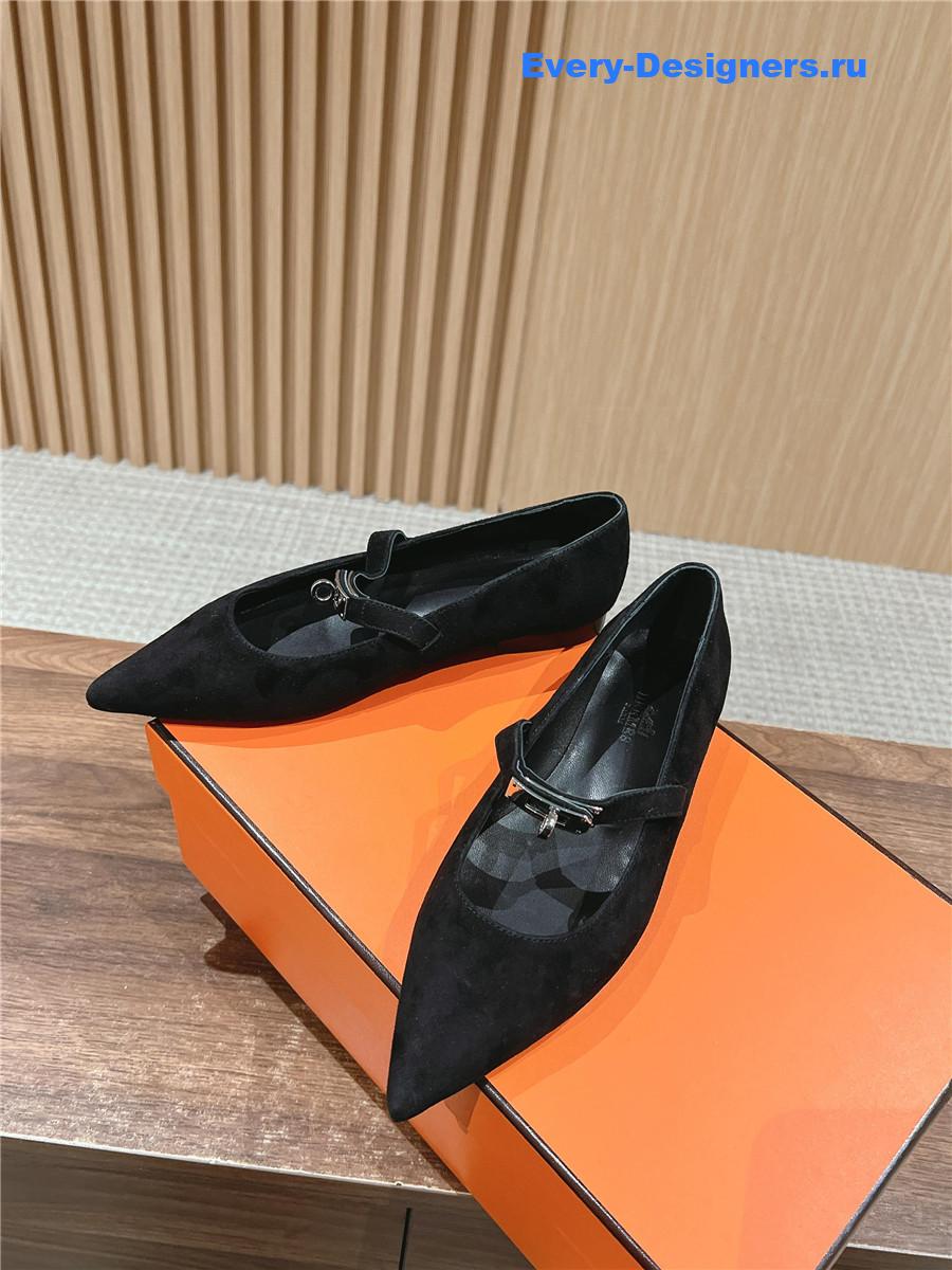 H**me5 black suede ballet flats for women
