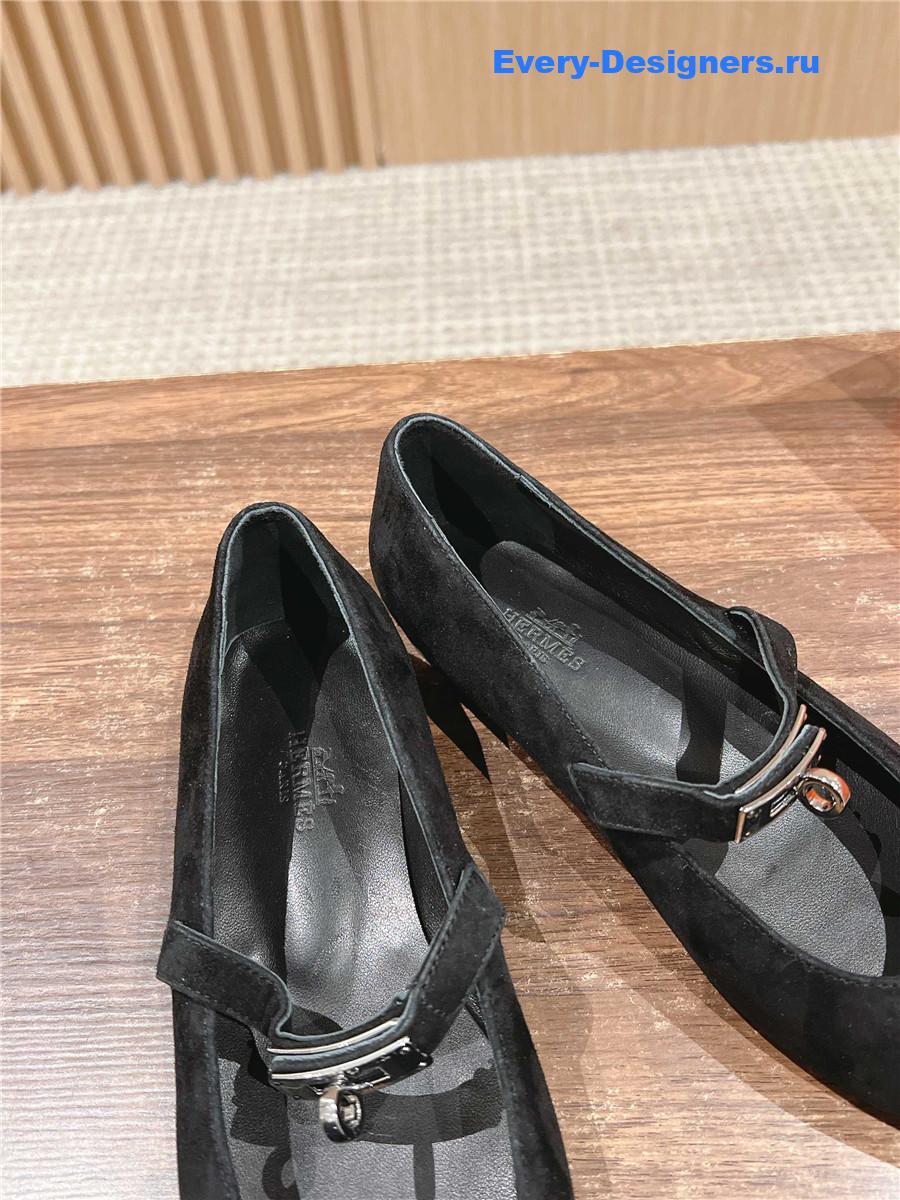 H**me5 black suede ballet flats for women