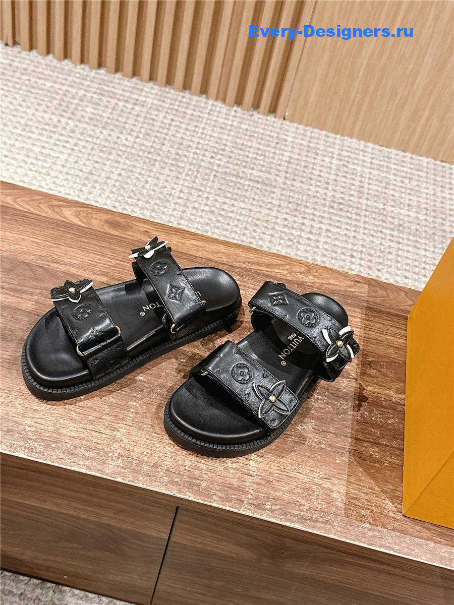 l0vis Vvtt0n lv sunset flat comfort mule in black