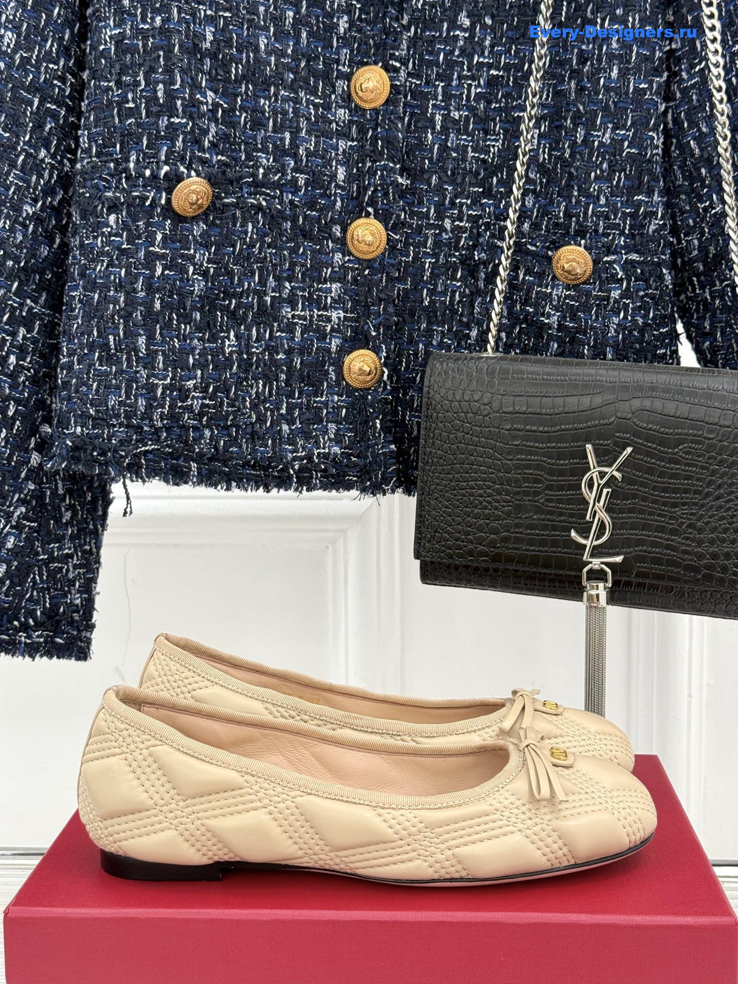 Va1e*ntin0 garavani quiltie 67 ballerina flats beige