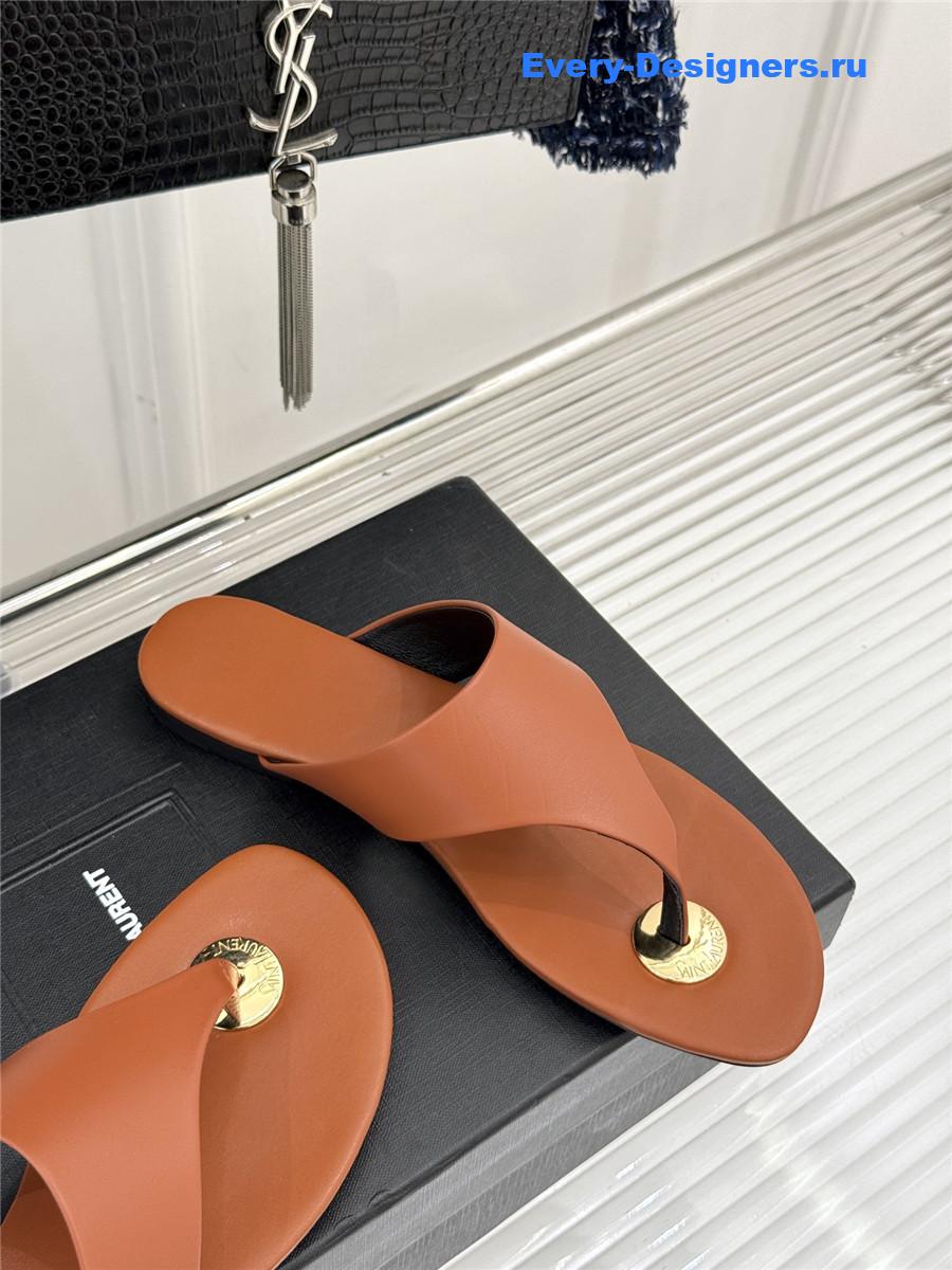 Sa1nt Lau*nt kouros leather sandals