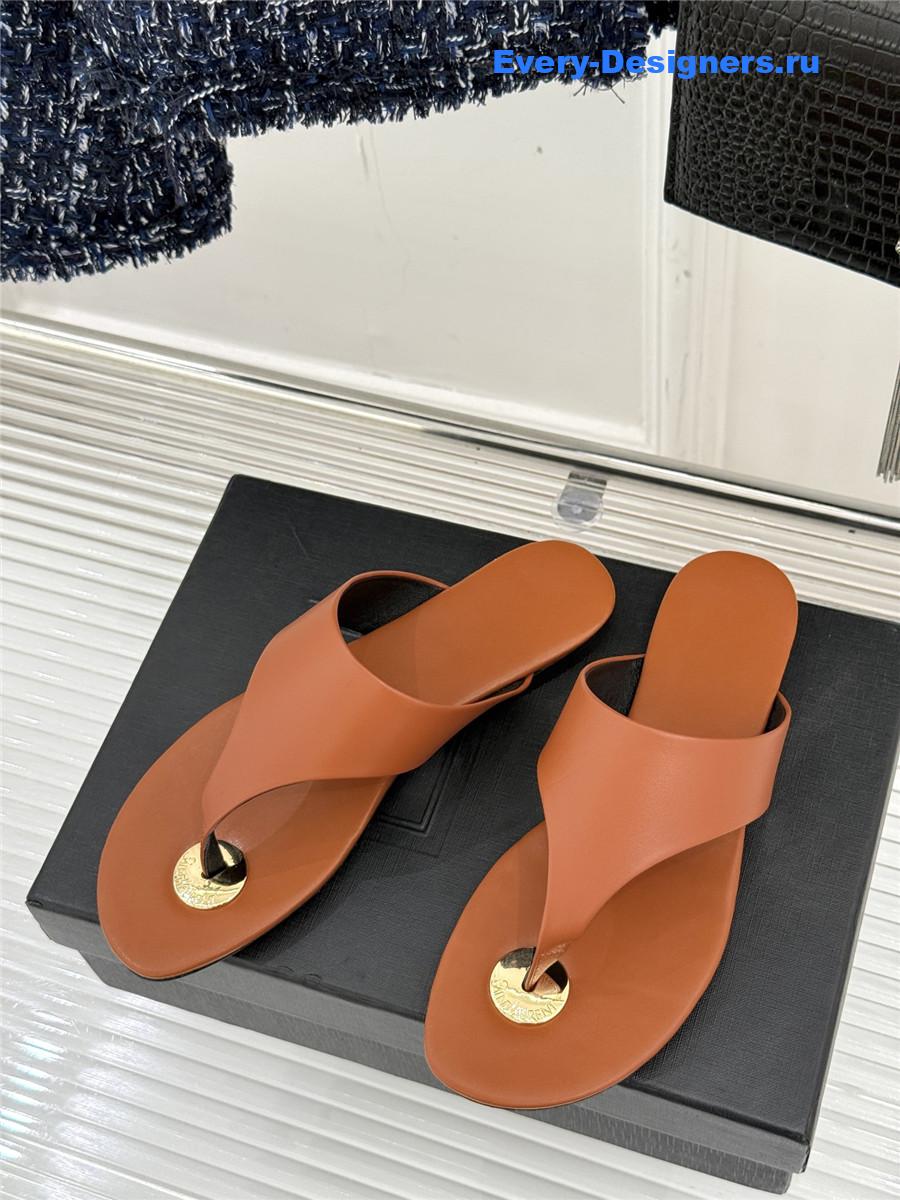 Sa1nt Lau*nt kouros leather sandals