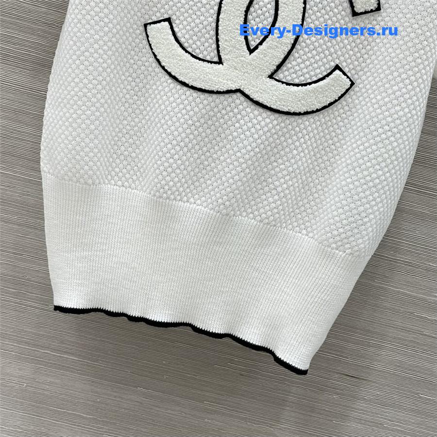Ch**el logo embroidered knit top