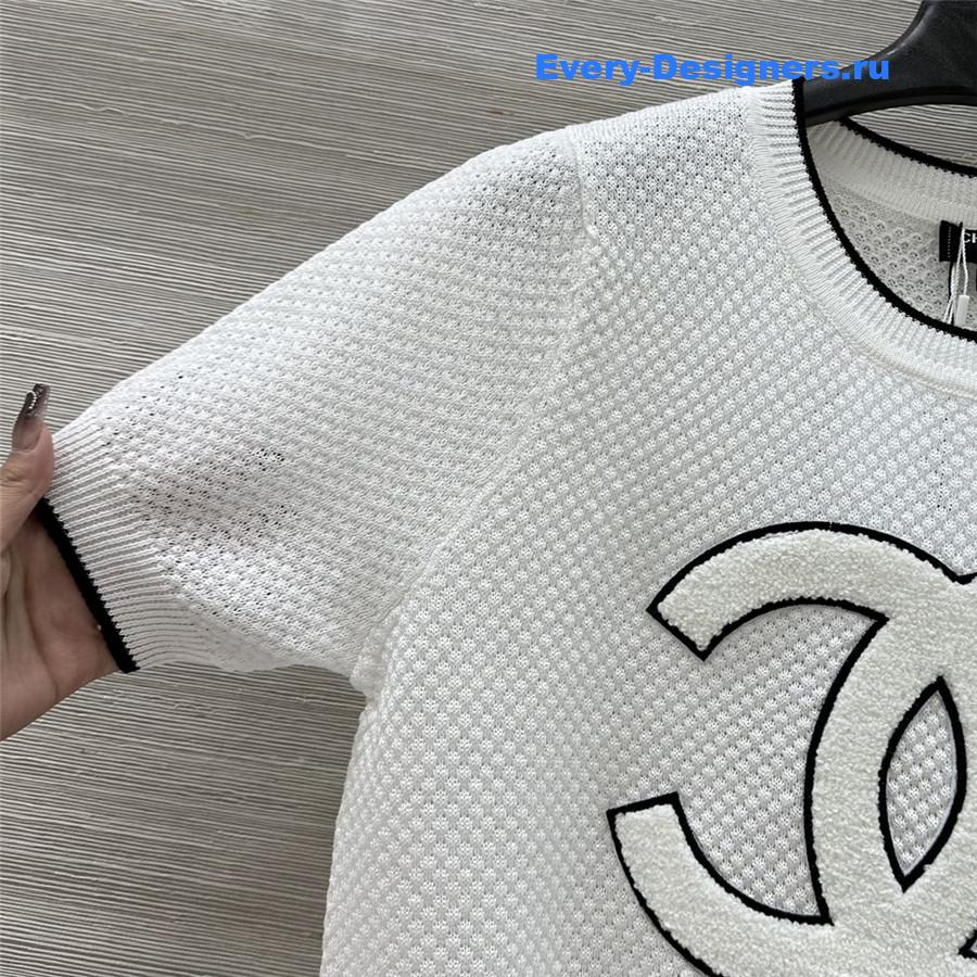 Ch**el logo embroidered knit top