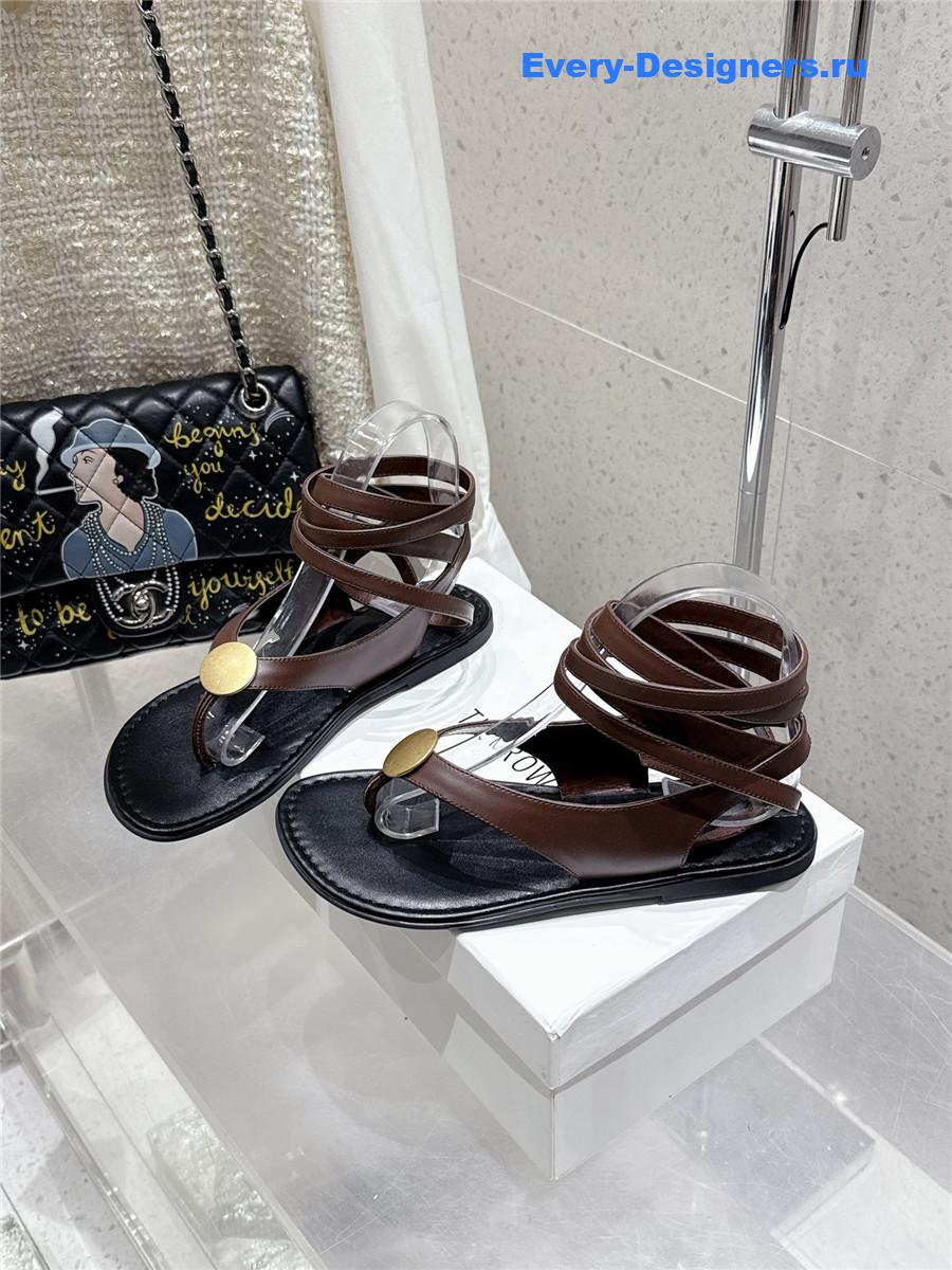 The R0w beach brown flat sandals