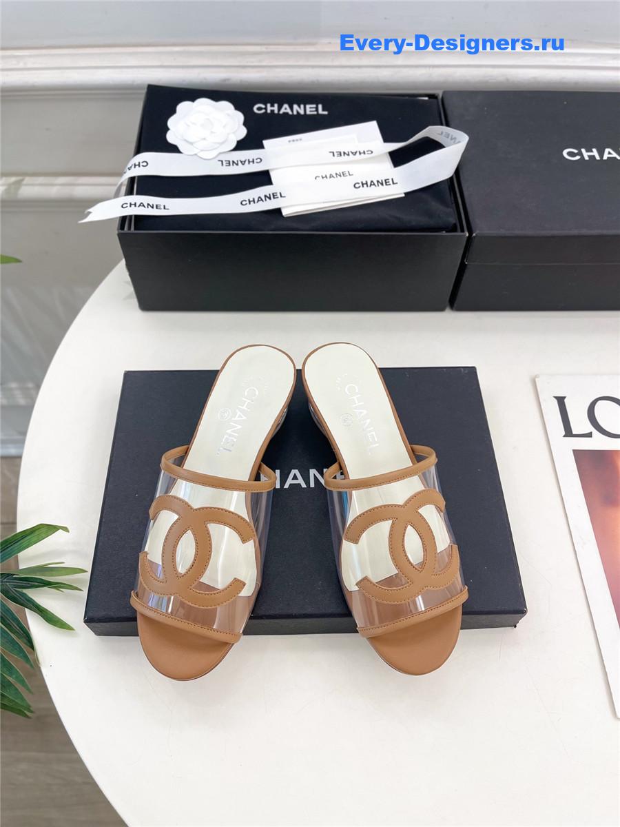 Ch**el pvc patent leather cc slides