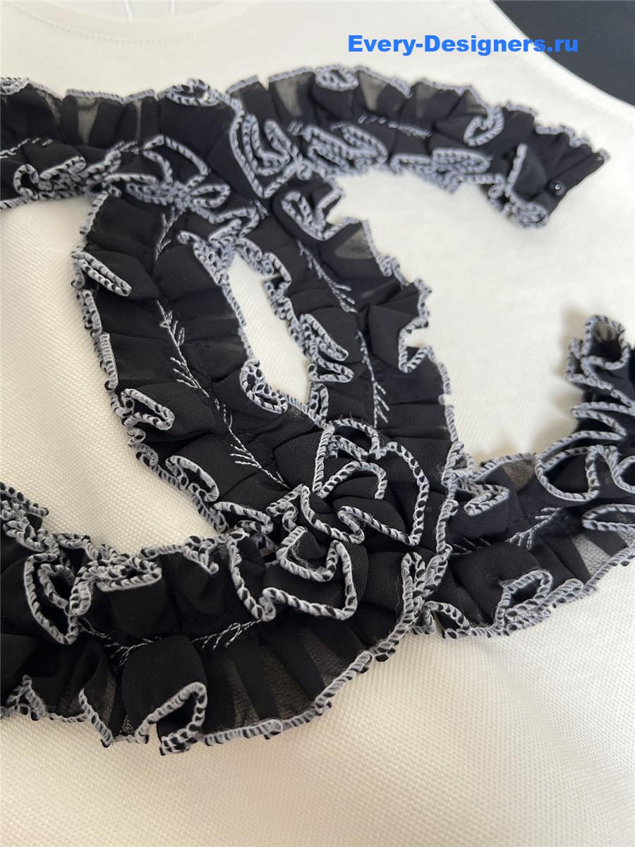 Ch**el rue cambon crop top in white