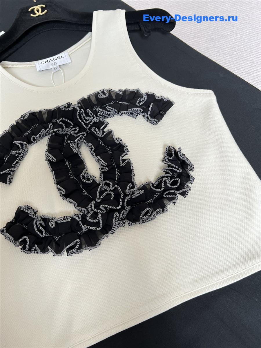 Ch**el rue cambon crop top in white