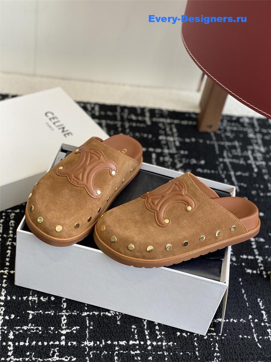 Ce1i*e brown suede pitea clogs