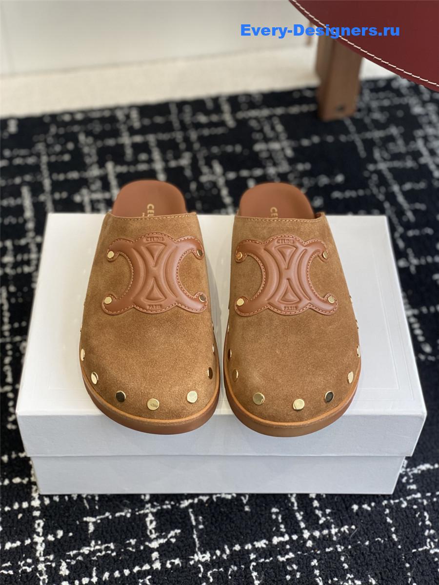 Ce1i*e brown suede pitea clogs