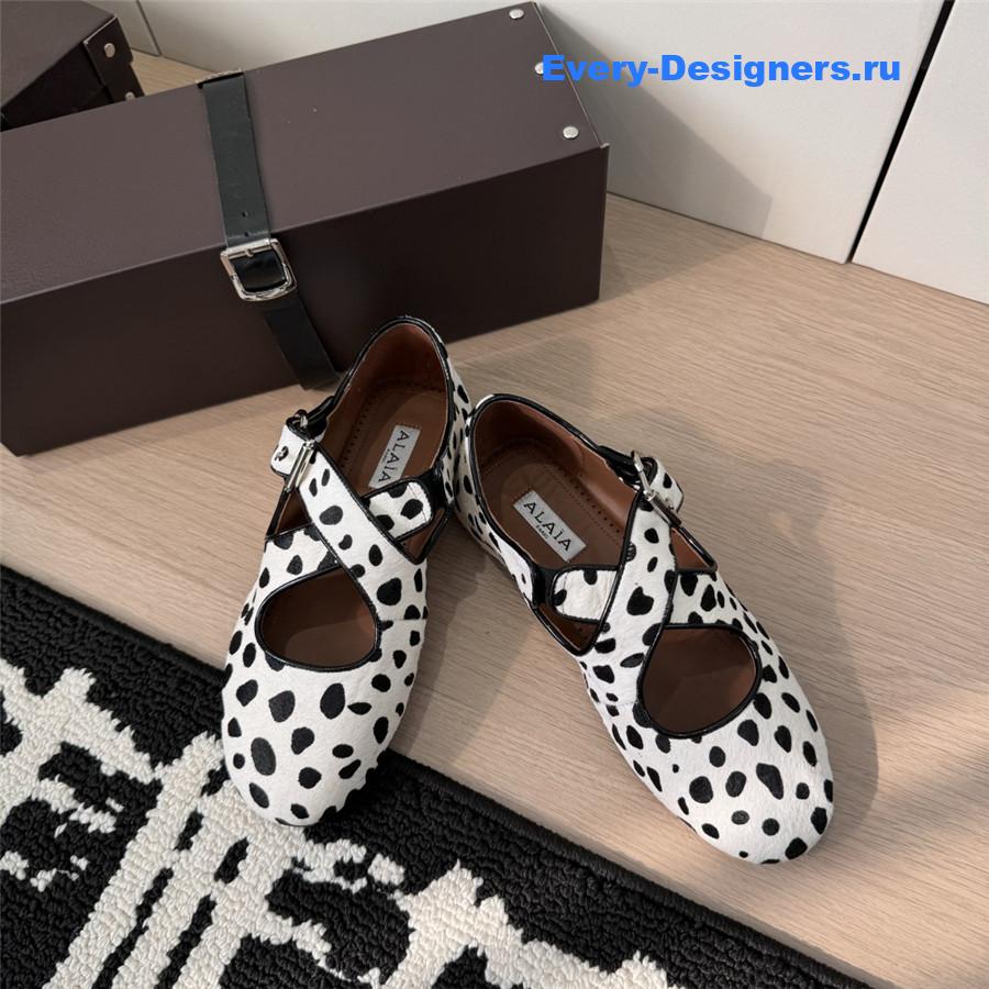 Alaïa White Leopard Flats