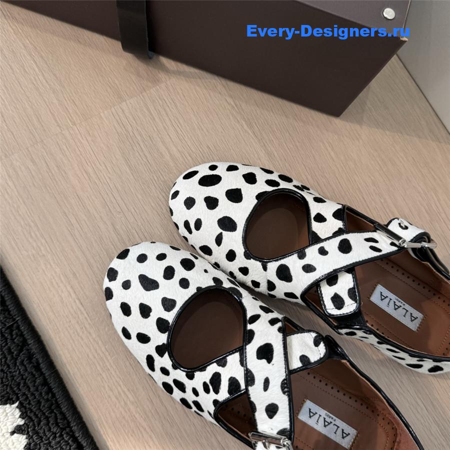 Alaïa White Leopard Flats