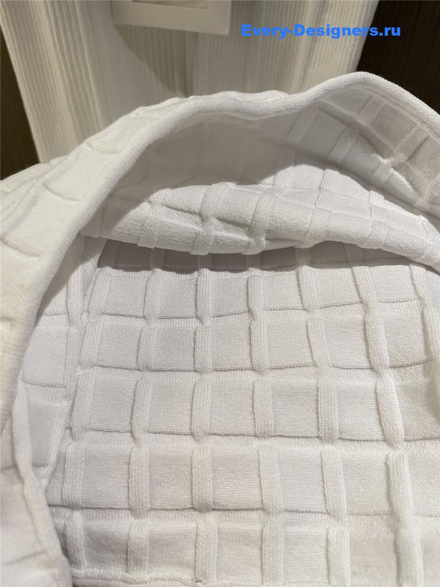 Ch**el white u-neck sleeveless knitted dress