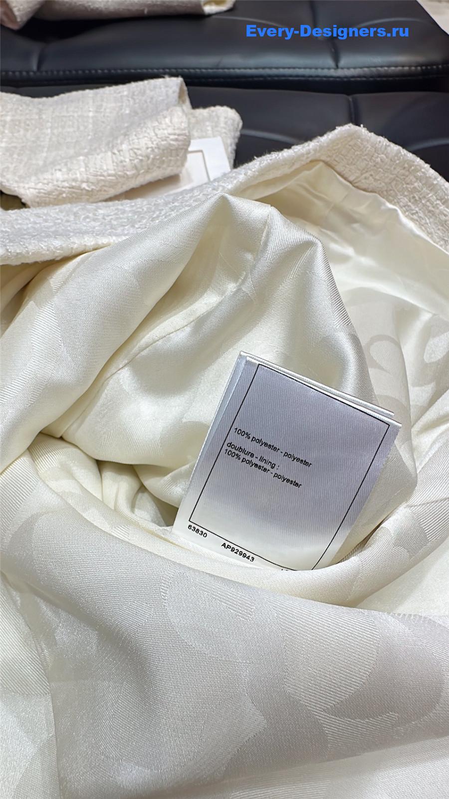 Ch**el sleeveless tweed dress