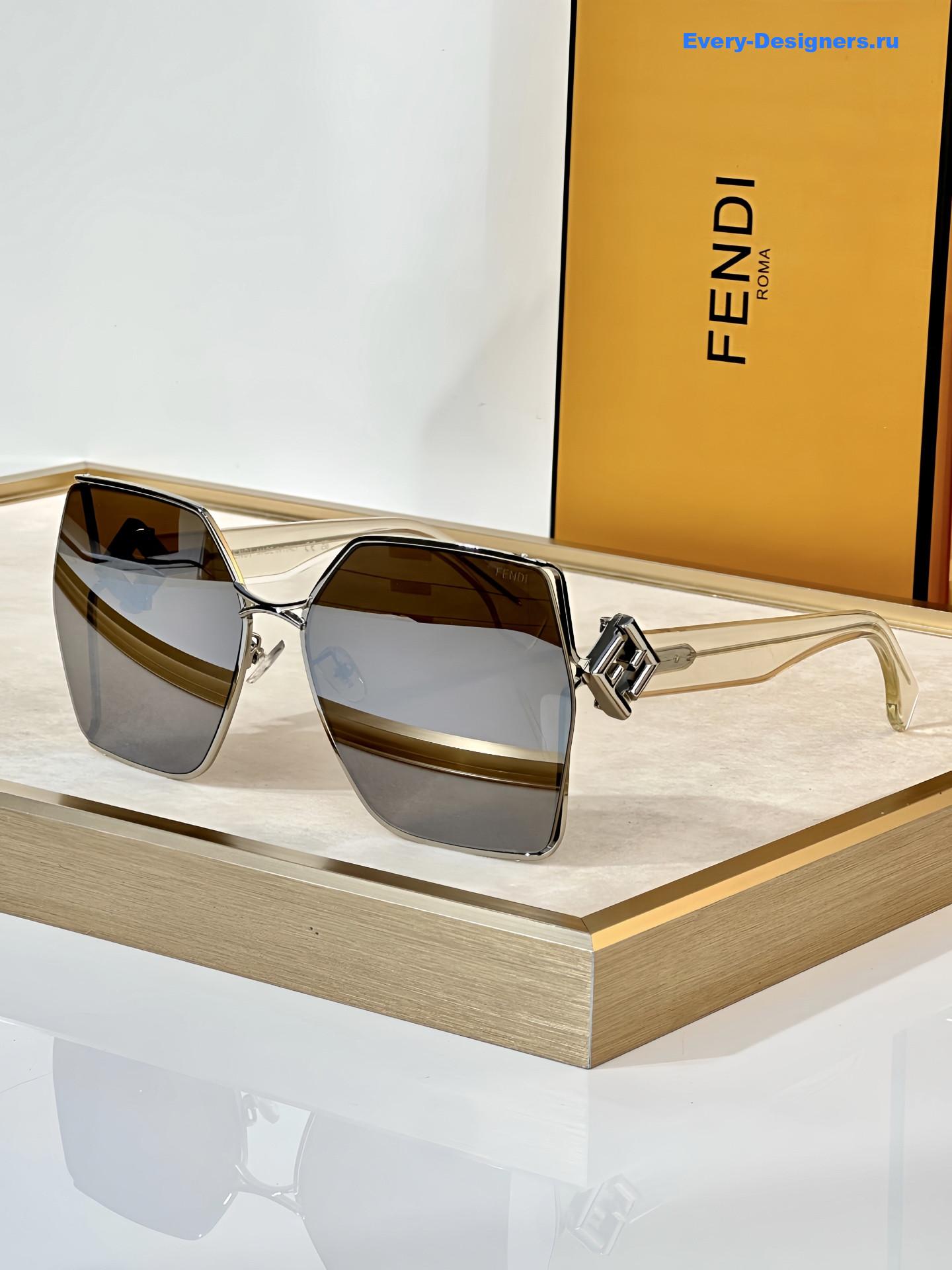 F**di ff40220 square sunglasses