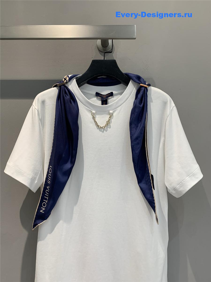 l0vis Vvtt0n lv scarf hooded tee