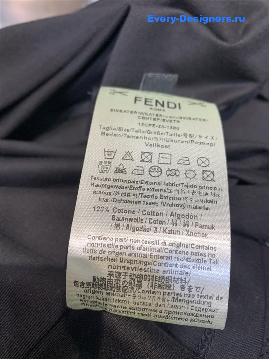 F**di silvia and the baguette tee