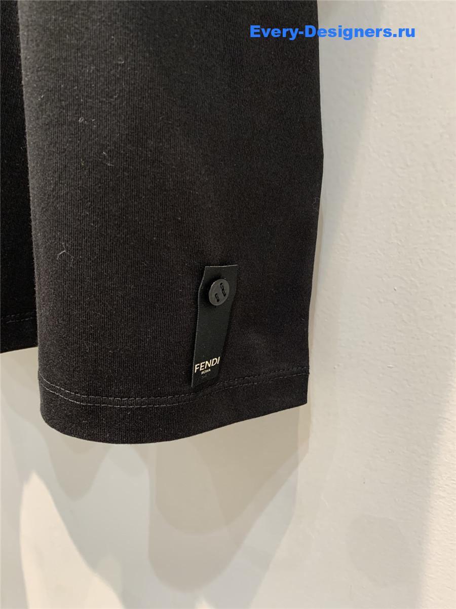 F**di silvia and the baguette tee