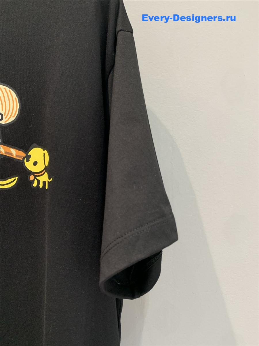 F**di silvia and the baguette tee