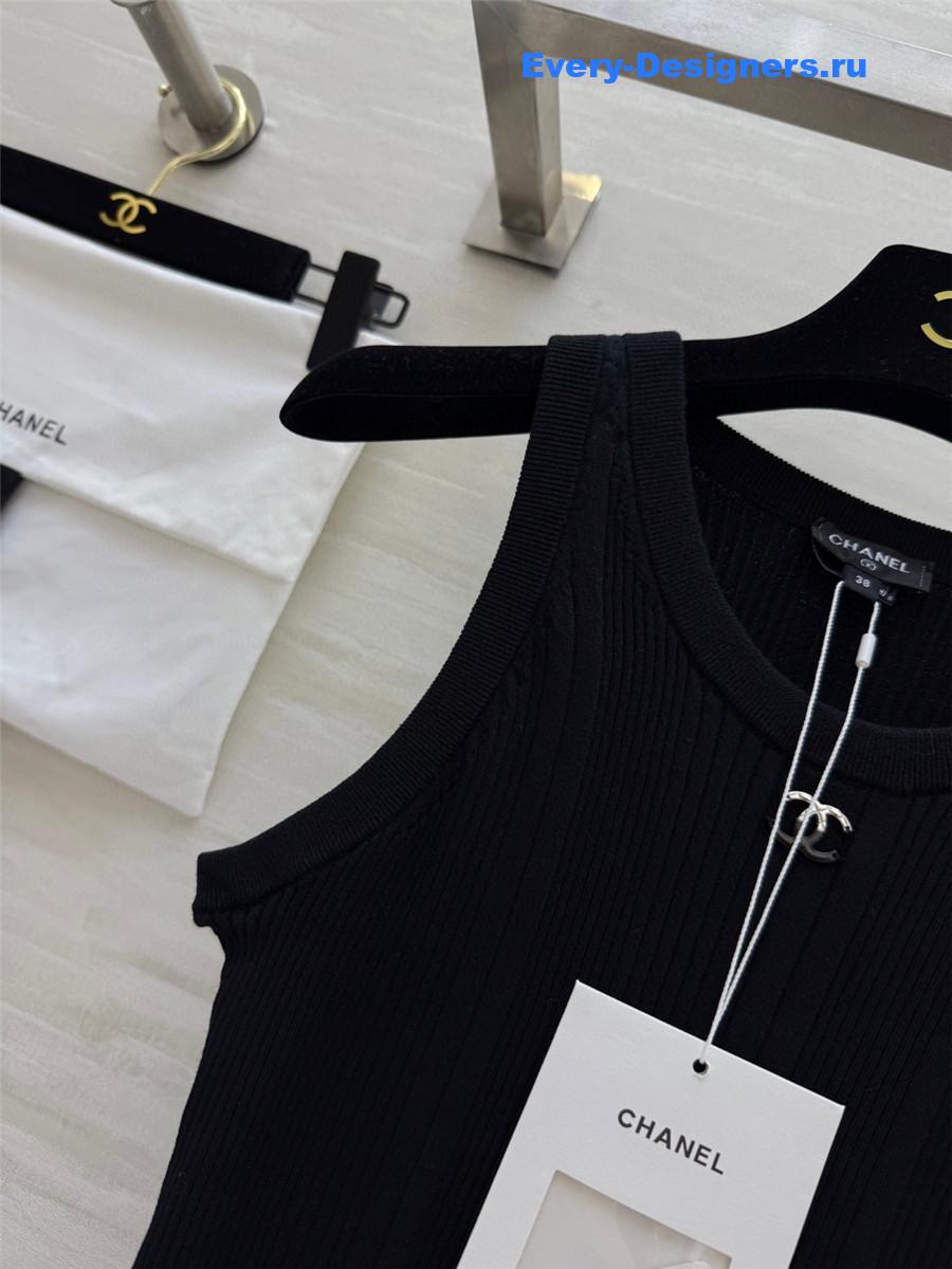 Ch**el cc crew neck vest