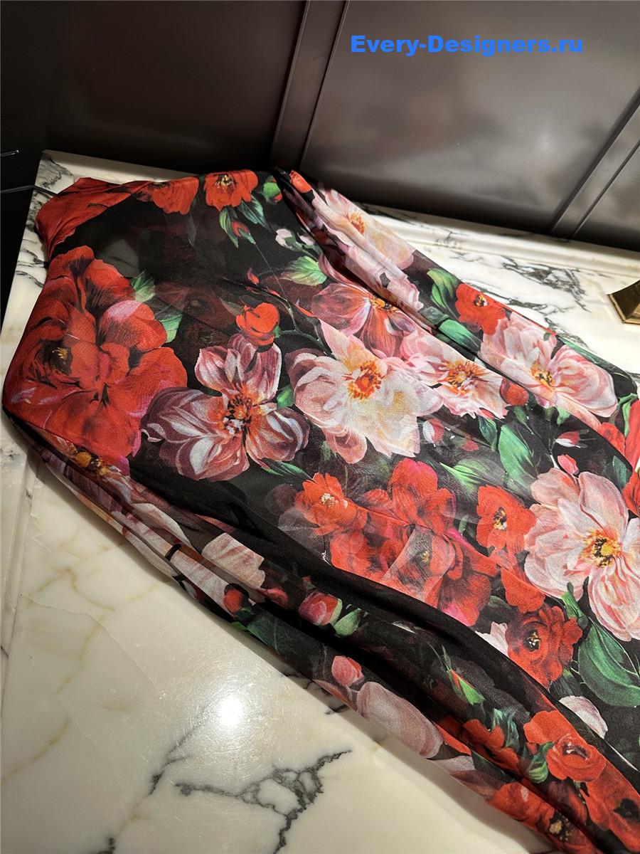 Dolce & Gabbana Floral Silk Blouse