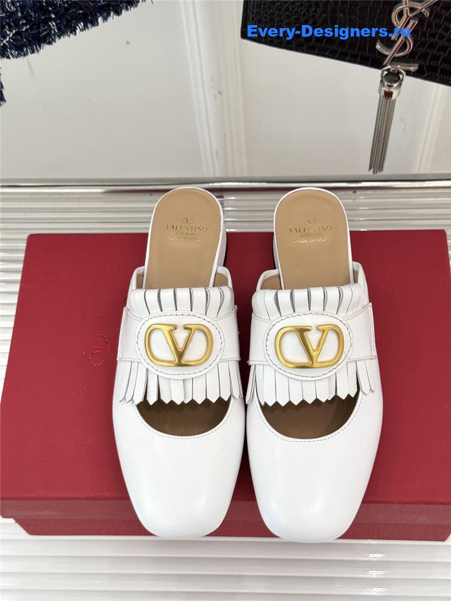 Va1e*ntin0 white vlogo mules