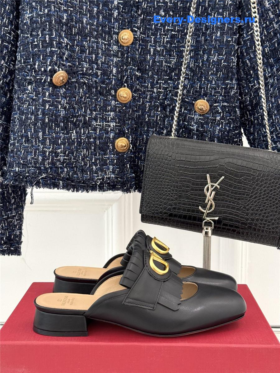 Va1e*ntin0 black vlogo mules