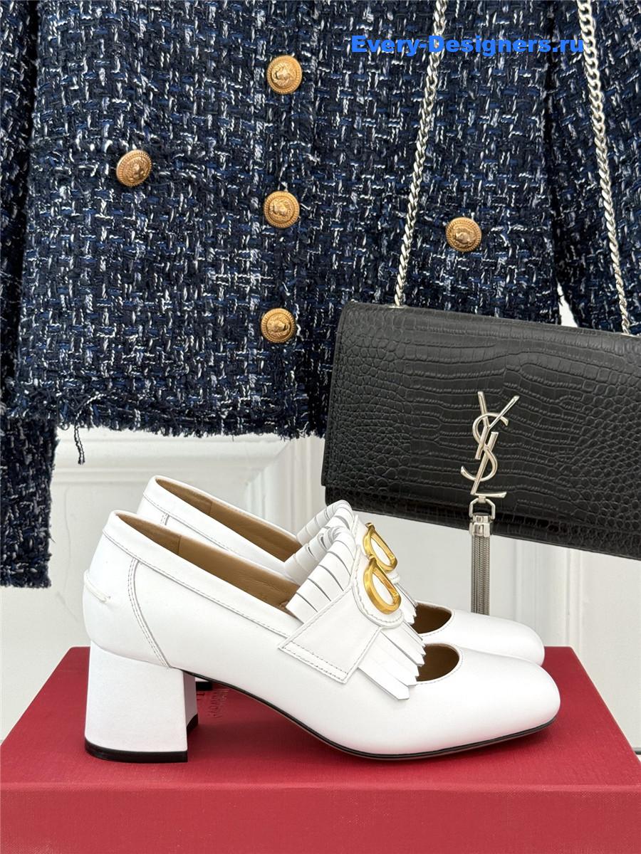 Va1e*ntin0 55mm vlogo signature pumps in white