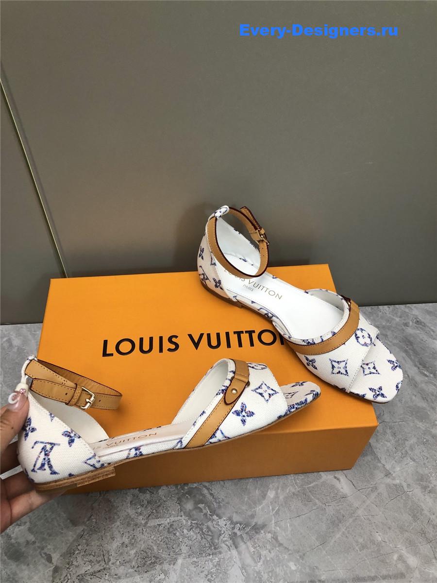 l0vis Vvtt0n white helios sandals