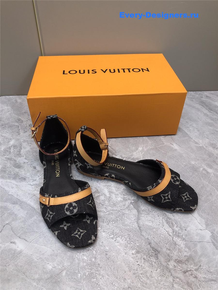 l0vis Vvtt0n black helios sandals