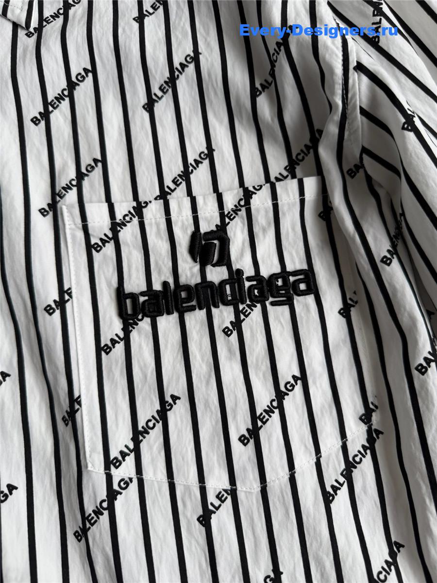 Ba1en*iaga black white shirt