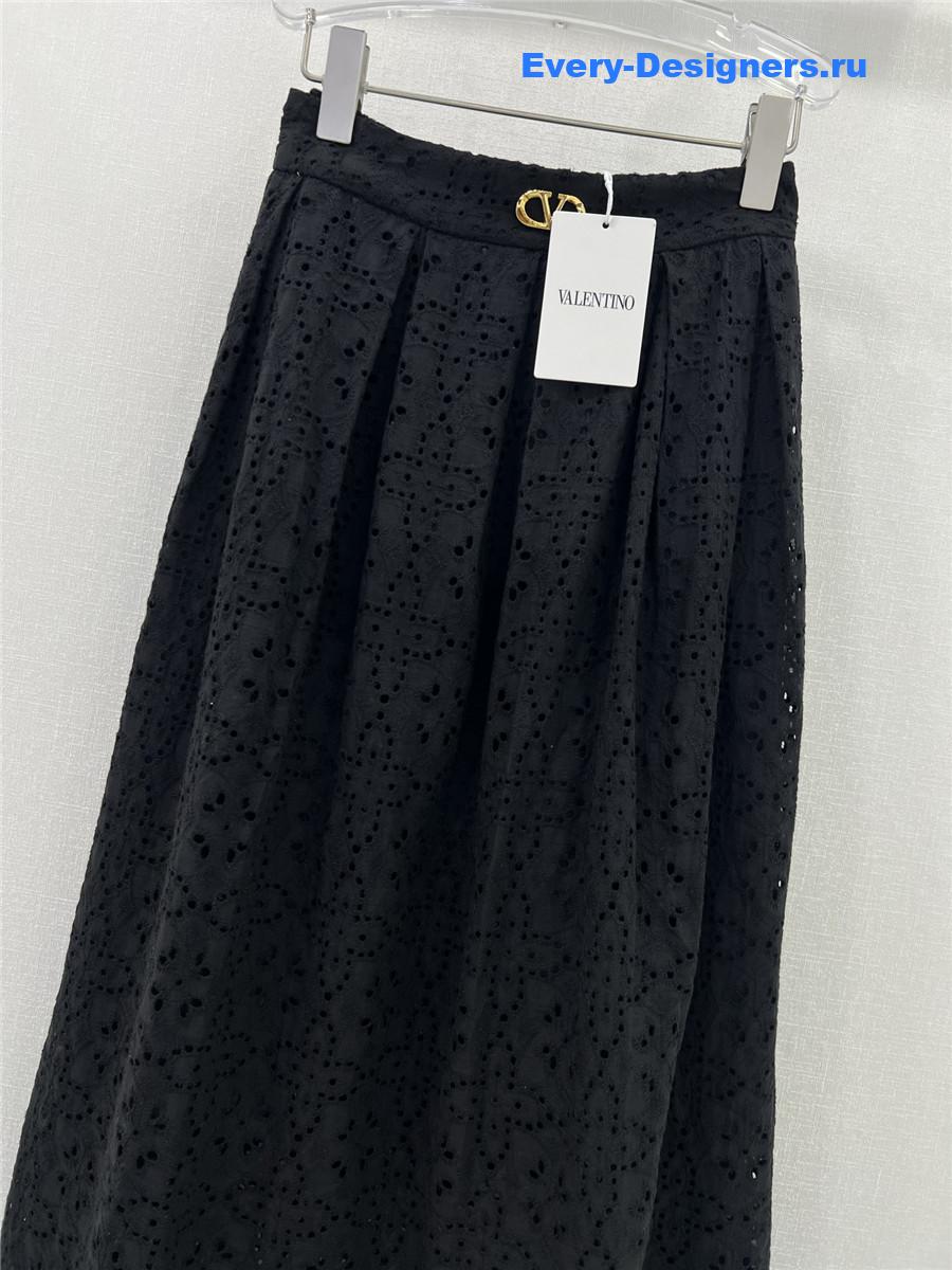 Va1e*ntin0 lace midi skirt in black