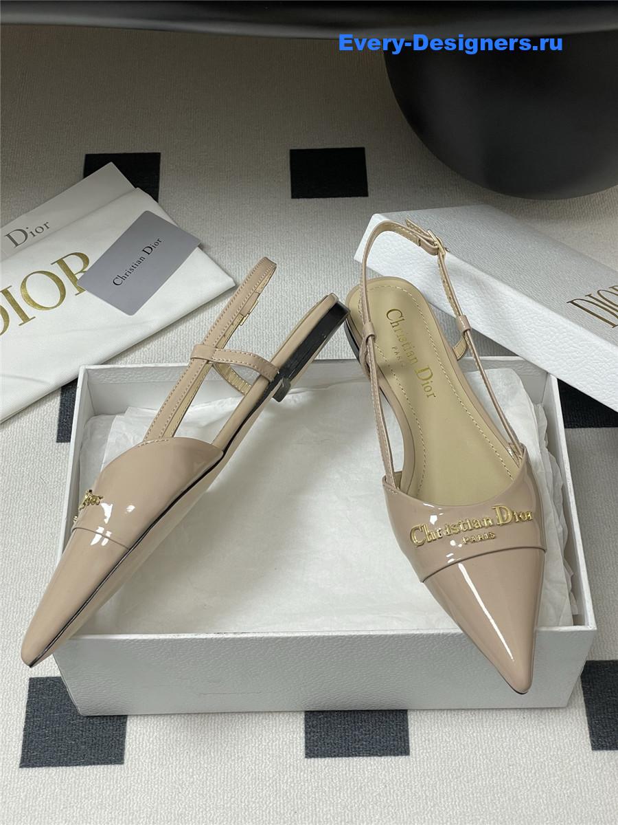 D10r beige slingback flats