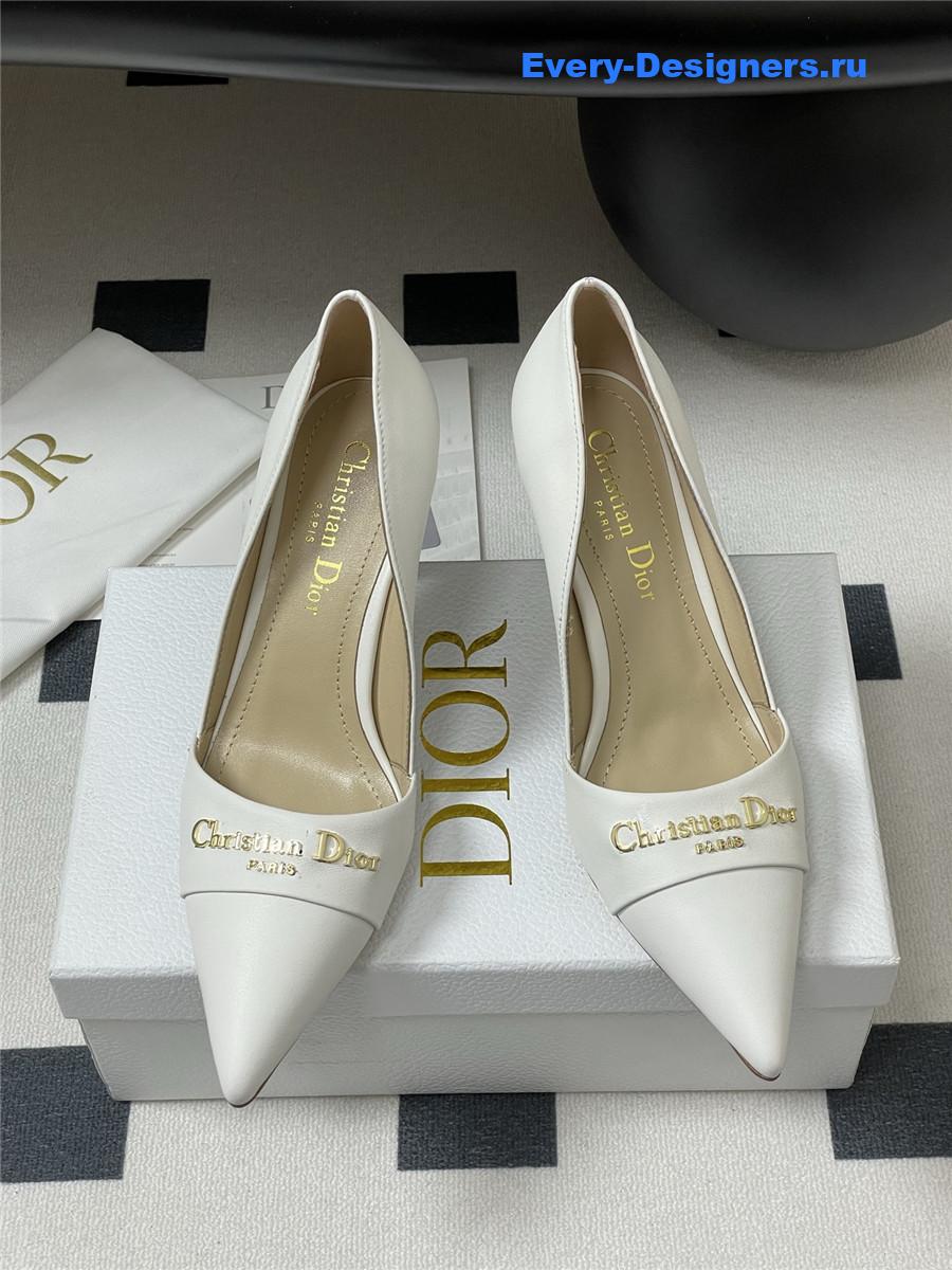 D10r white calfskin pumps