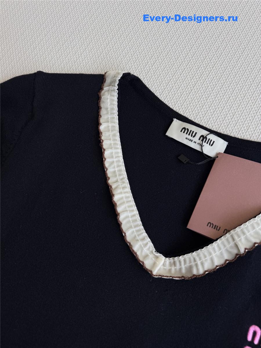 Miu Miu V-Neck Short Sleeve Top