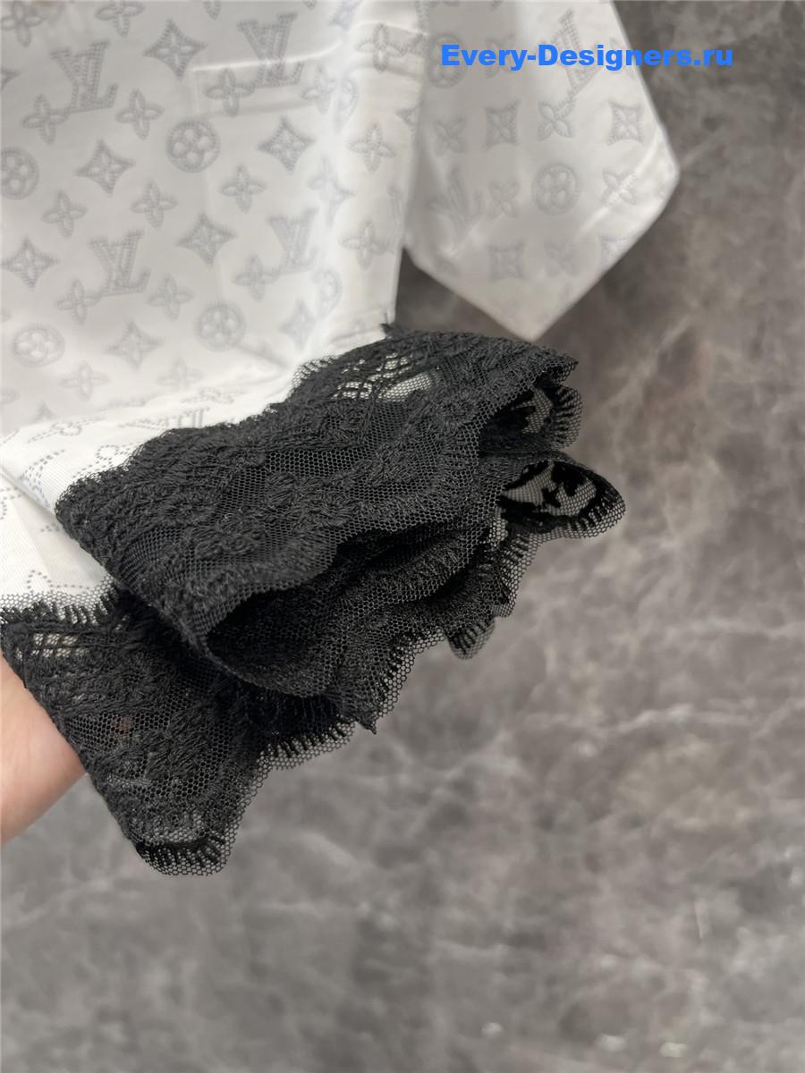 l0vis Vvtt0n logo print tee