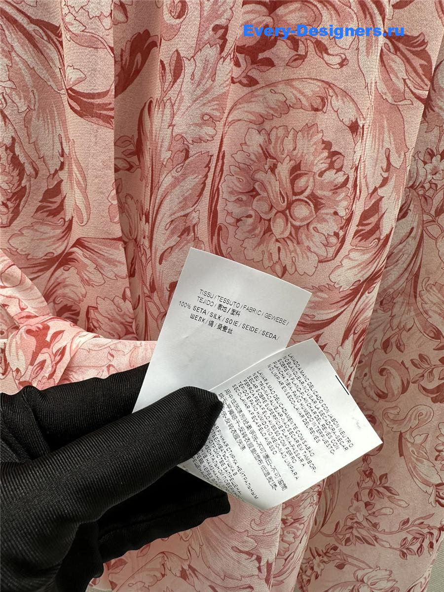 Va1e*ntin0 pink leopard silk top