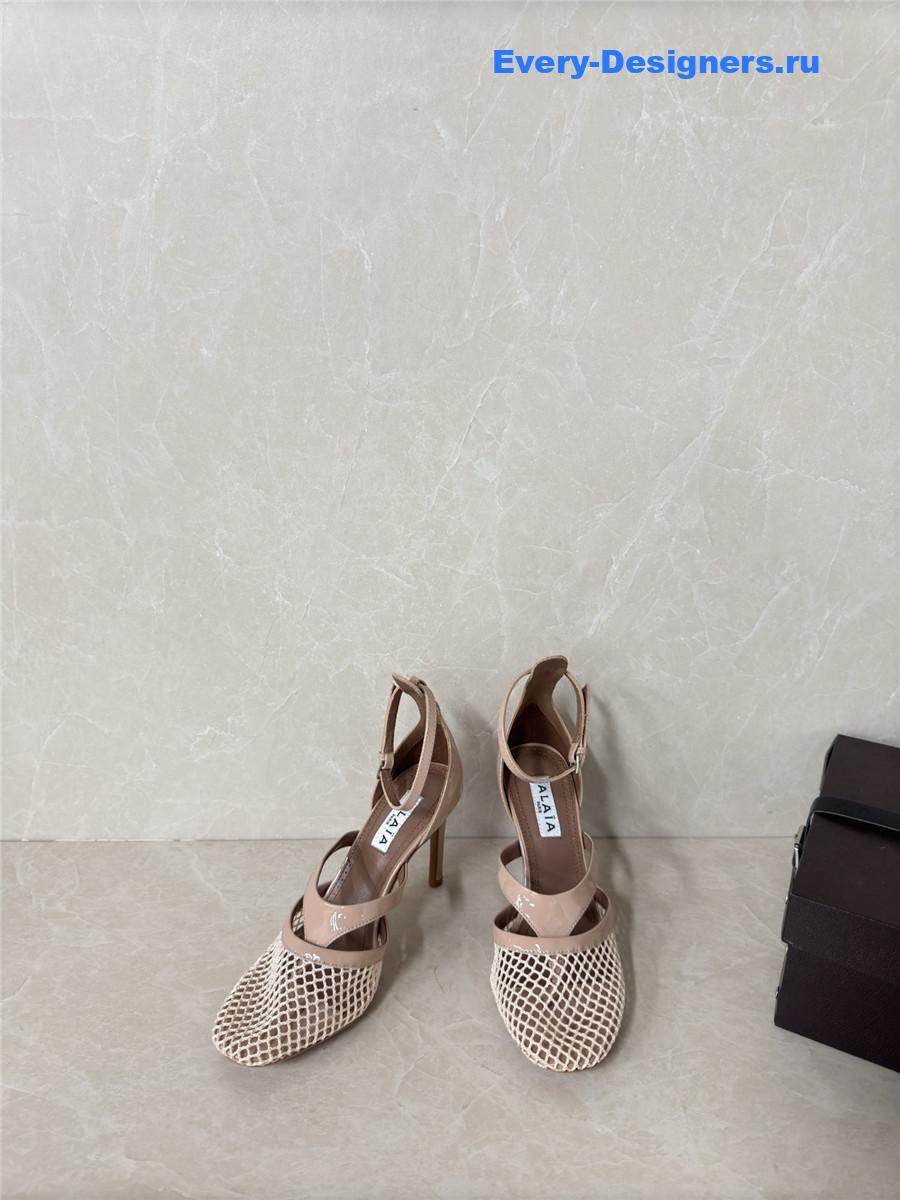 Alaïa Beige Fishnet Pumps