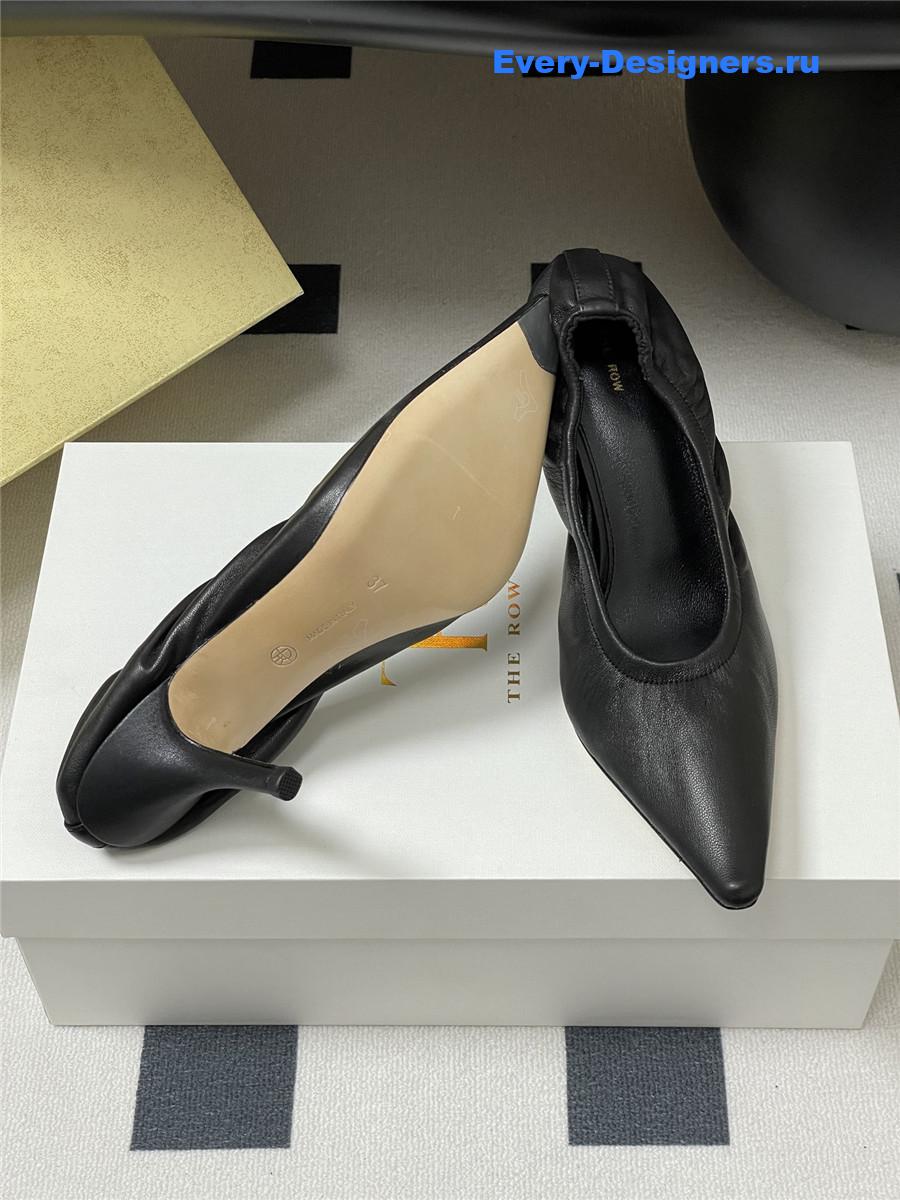 The R0w liisa black leather pumps
