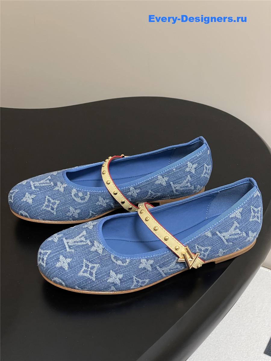 l0vis Vvtt0n monogram denim romy flats